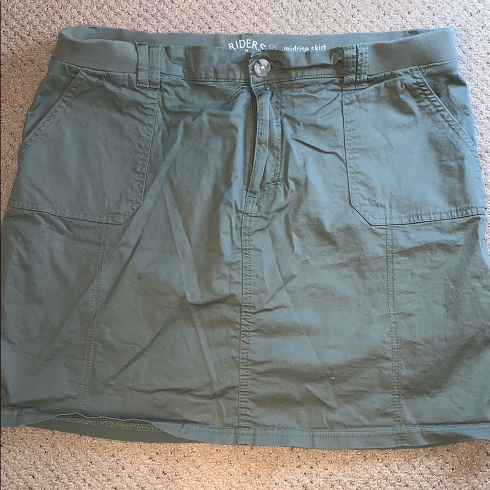Riders Green Skirt